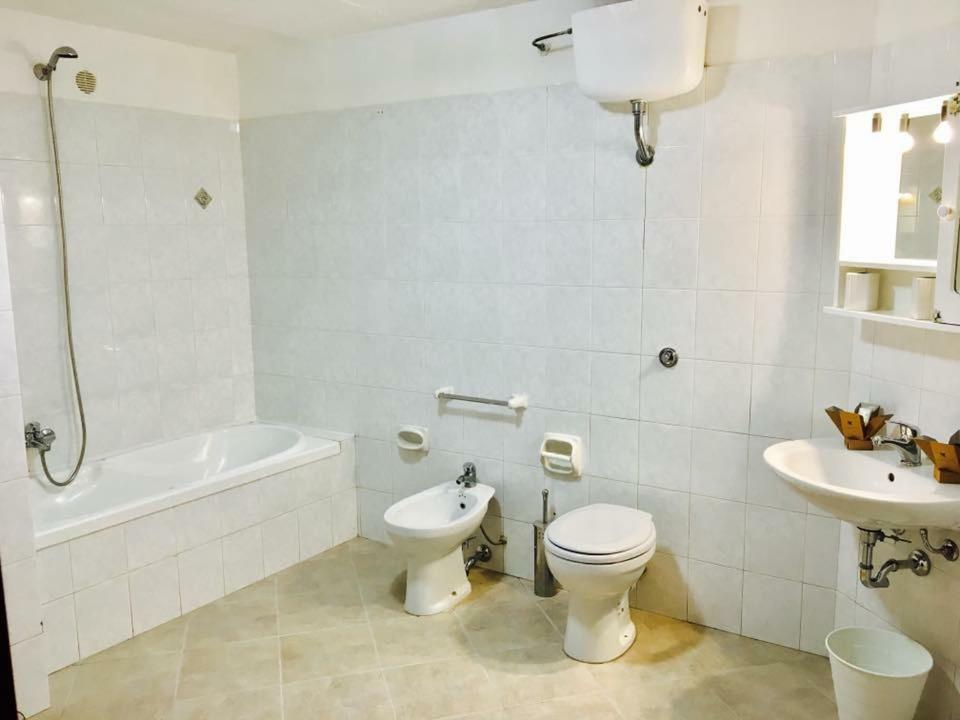 Casa Stromae A Due Passi Dal Mare Apartment เชฟาลู ภายนอก รูปภาพ